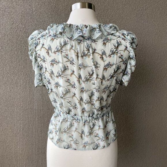 ✨ H&M Bird Print Elastic Waist Ruffled Blouse✨ - Picture 4 of 11